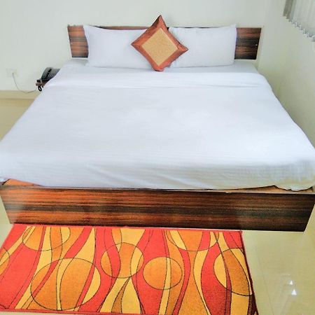 The Radiance Suites And Apartment New Delhi Buitenkant foto