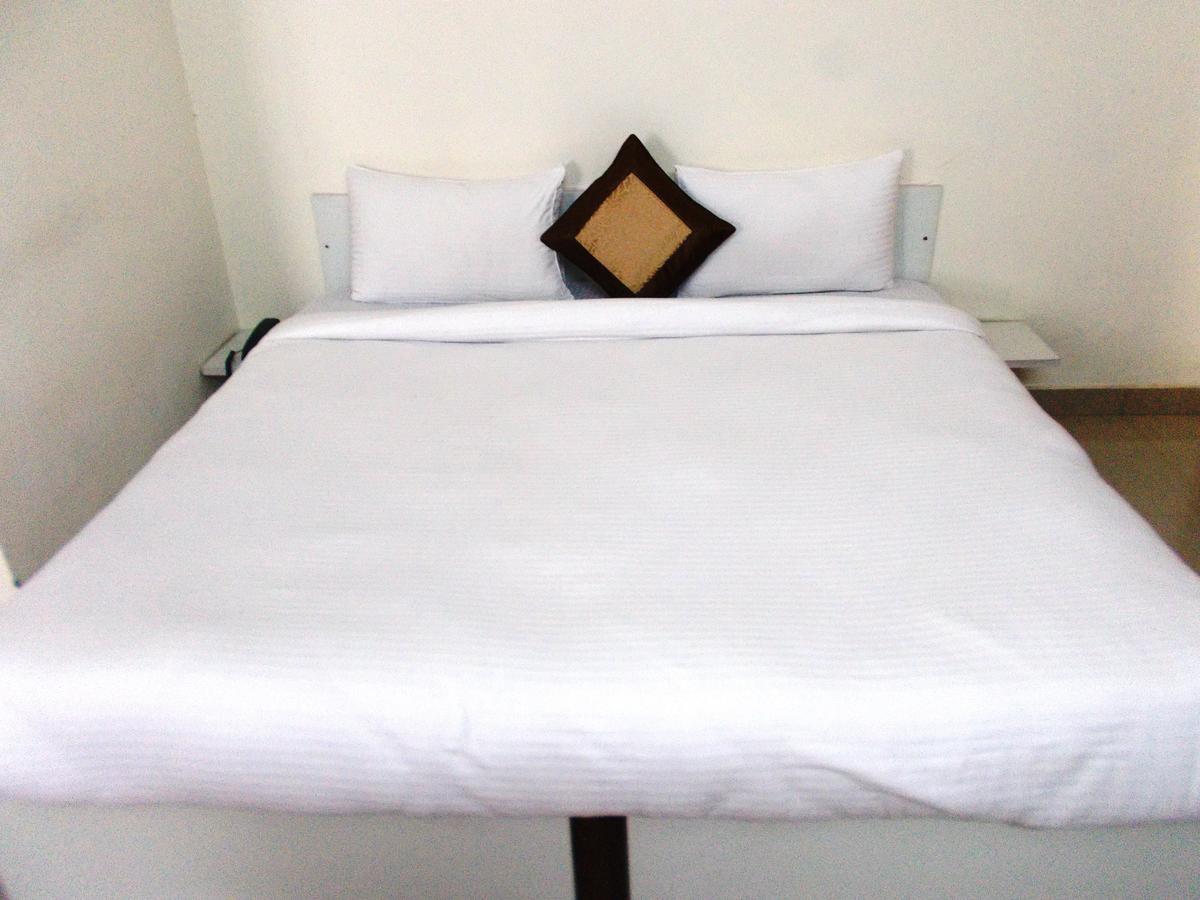 The Radiance Suites And Apartment New Delhi Buitenkant foto
