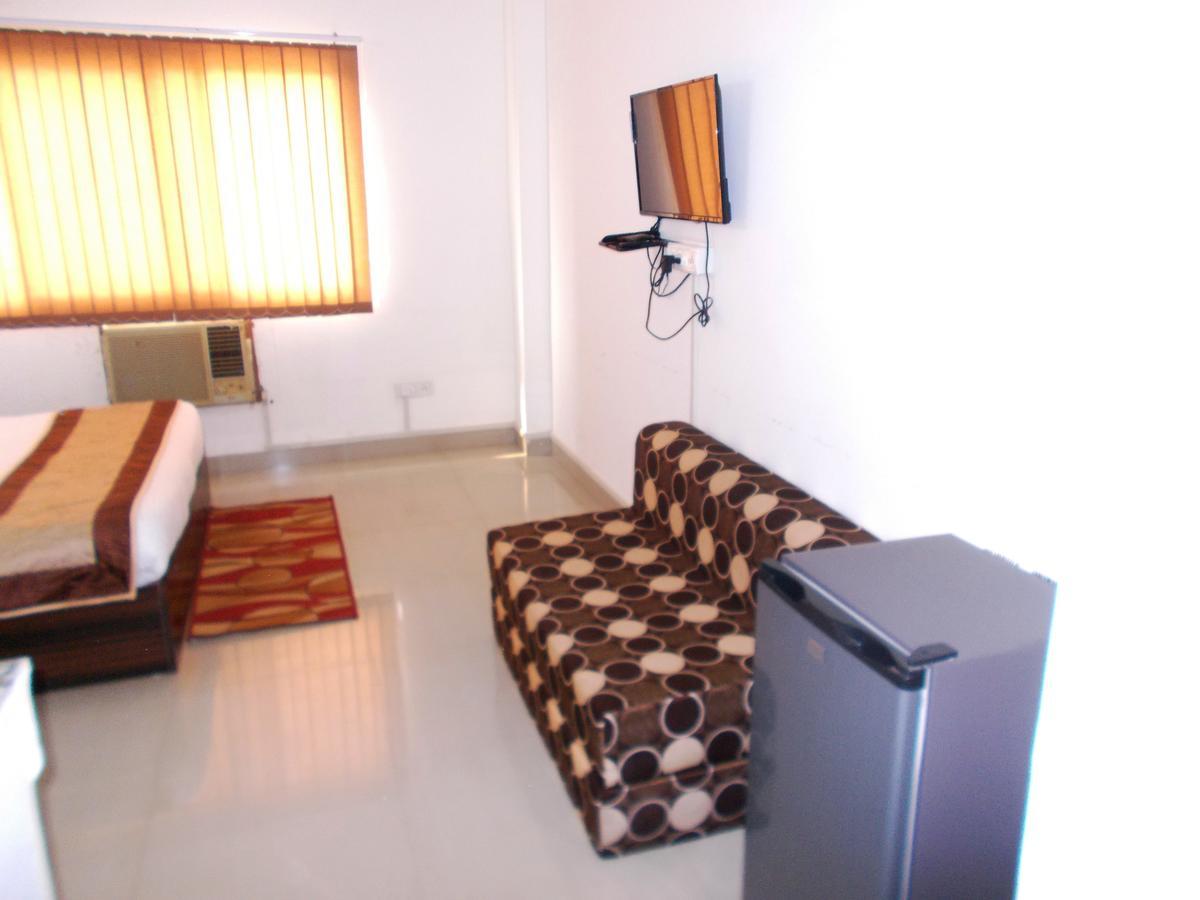 The Radiance Suites And Apartment New Delhi Buitenkant foto