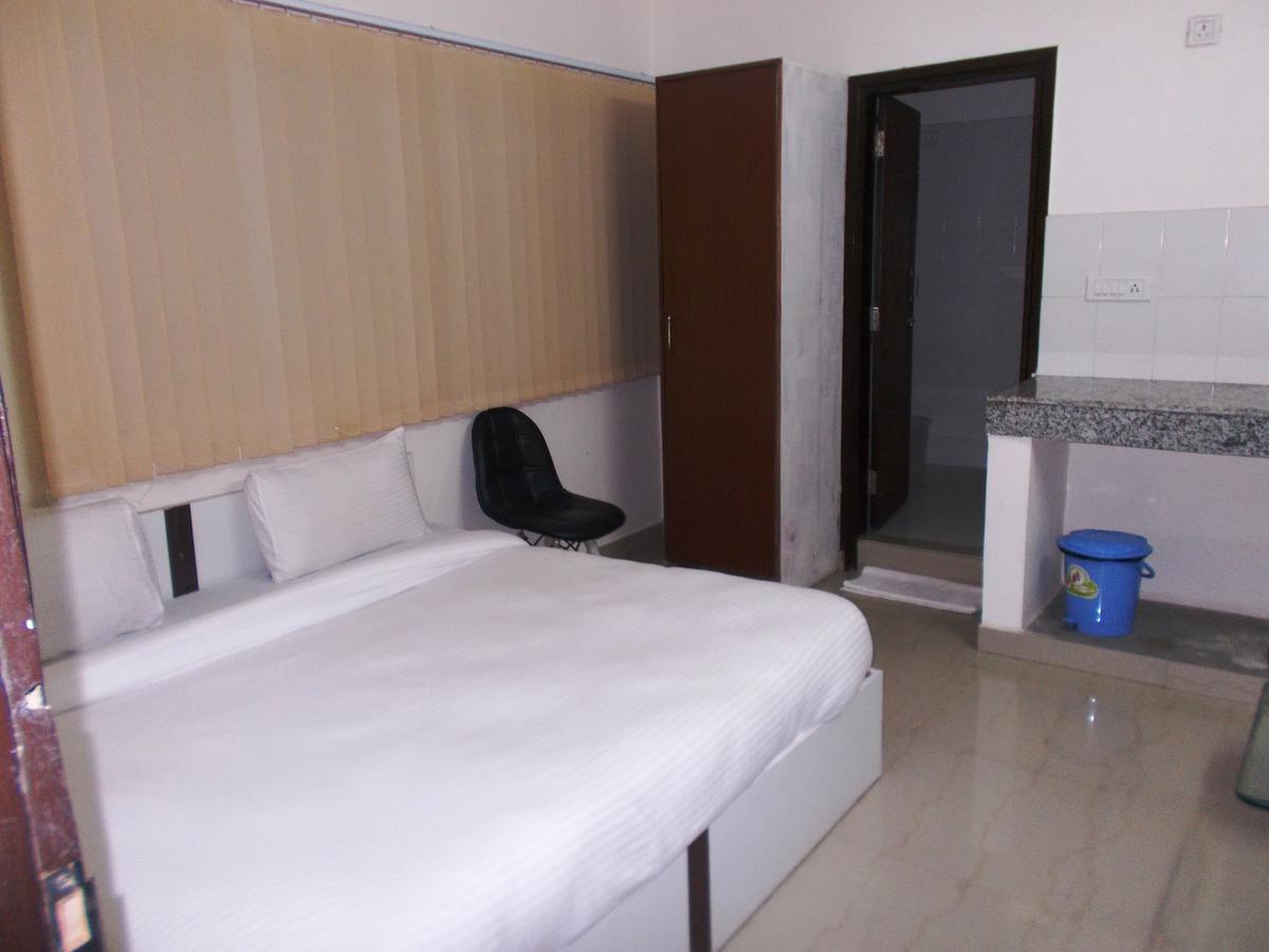 The Radiance Suites And Apartment New Delhi Buitenkant foto