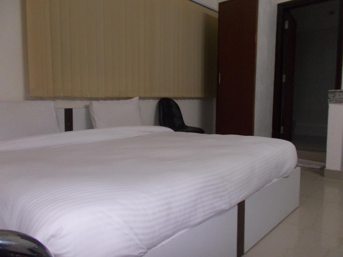 The Radiance Suites And Apartment New Delhi Buitenkant foto