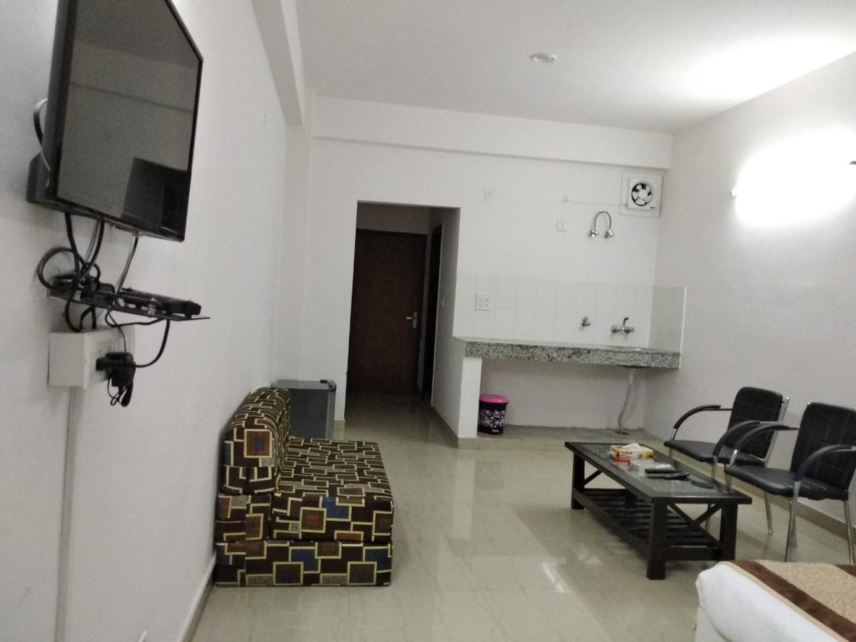 The Radiance Suites And Apartment New Delhi Buitenkant foto