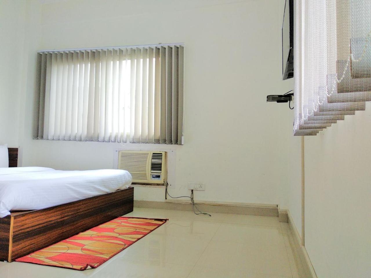 The Radiance Suites And Apartment New Delhi Buitenkant foto