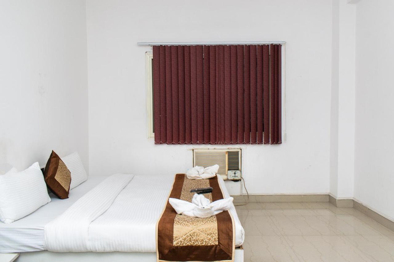 The Radiance Suites And Apartment New Delhi Buitenkant foto